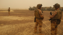 عناصر من قوة بارخان الفرنسية في مالي