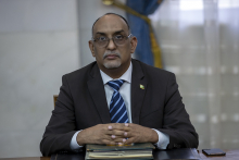 وزير المالية الموريتاني إسلمو محمد امبادي