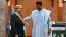 الأمين العام الأممي أنتونيو غوتيريش والرئيس النيجري محمد بازوم 