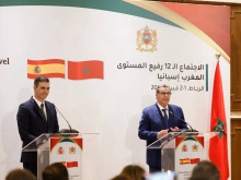 رئيس الحكومة المغربية عزيز أخنوش ونظيره الإسباني بيدرو سانشيز