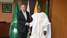 وزير الخارجية الجزائري أحمد عطاف ونظيره النيجيري يوسف مايتما توجار 