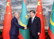 الرئيسان الموريتاني محمد ولد الغزواني، والصيني شي جين بينغ خلال لقائهما يوليو الماضي