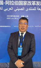 الأمين العام لمركز الدراسات الصيني العربي للإصلاح والتنمية وانغ يويونغ خلال حديثه للأخبار