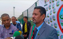 عمدة البلدية الدكتور محمد الأمين شعيب خلال حفل انطلاقة البطولة