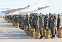 جنود من الوحدة في مطار نواكشوط الدولي اليوم (وما)