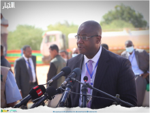 نائب رئيس البنك الإفريقي للتنمية سالومون كواينور خلال كلمته اليوم في حفل إطلاق أشغال الجسر (الأخبار)