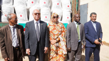 مفوضة الأمن الغذائي فاطمة بنت خطري وسفير اليابان في موريتانيا إيهارا نوريو