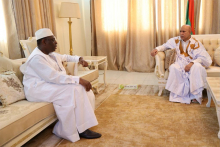 الرئيسان الموريتاني محمد ولد الغزواني، والسنغالي ماكي صال خلال لقائهما اليوم انيامي (وما)