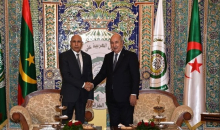 الرئيسان الجزائري عبد المجيد تبون والموريتاني محمد ولد الغزواني خلال لقاء سابق