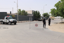 سيارة تابعة لشرطة مكافحة الإرهاب في محيط الإدارة العامة للأمن بنواكشوط (الأخبار - أرشيف)