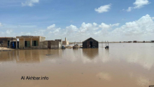 مسجد وبيوت بقرية يقرف تحاصرها المياه ضحى اليوم (الأخبار)