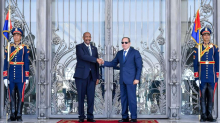 الرئيس المصري عبد الفتاح السيسي ورئيس مجلس السيادة السوداني عبد الفتاح البرهان
