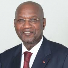 باسكال كواكو آبينا: وزير الشغل والحماية الاجتماعية في ساحل العاج